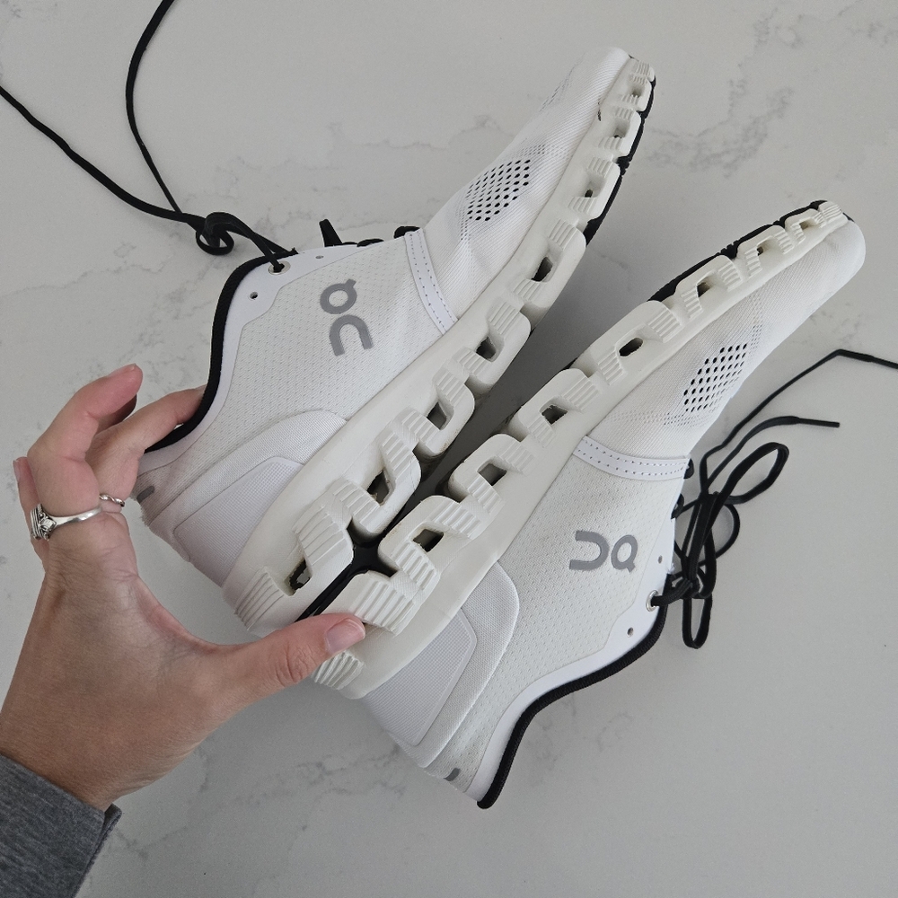 On Cloud X Athletic Running Shoe Men's Size 11 White Black - Picture 7 of 10